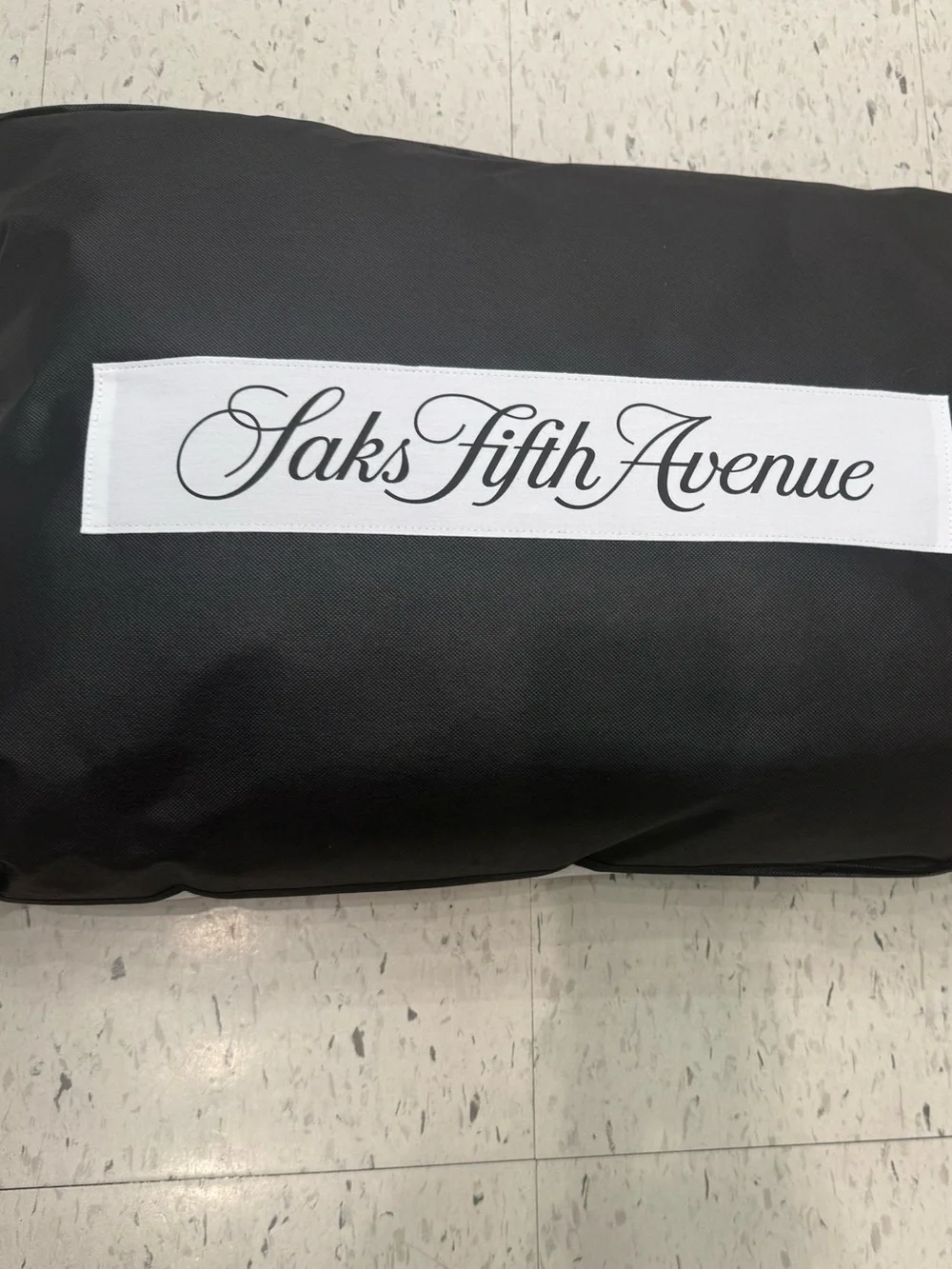 Saks Fifth Avenue Luxury 100% Cotton White Pillow -300 Thread Count